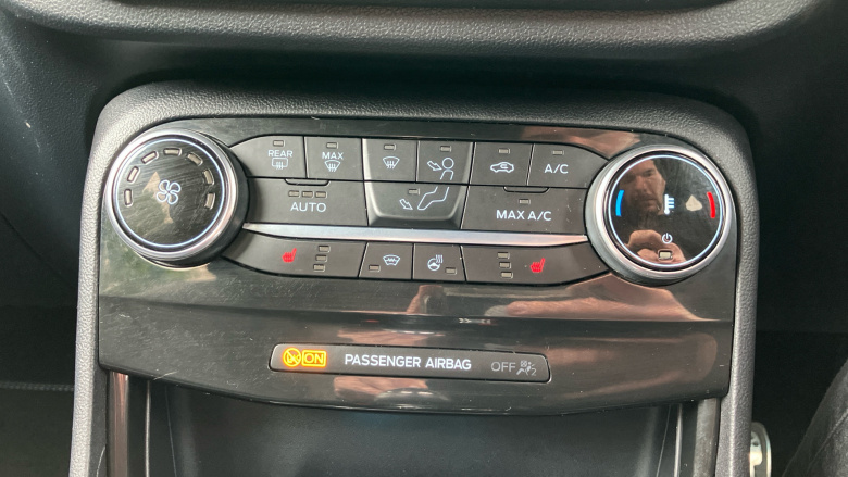 Ford Puma 1.0 EcoBoost Hybrid mHEV 155 ST-Line Vignale 5dr Petrol Hatchback